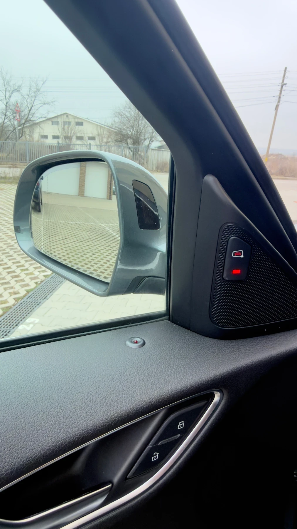 Audi Q3 2.0 Quattro 177k.c.  | Mobile.bg � ����������� 11