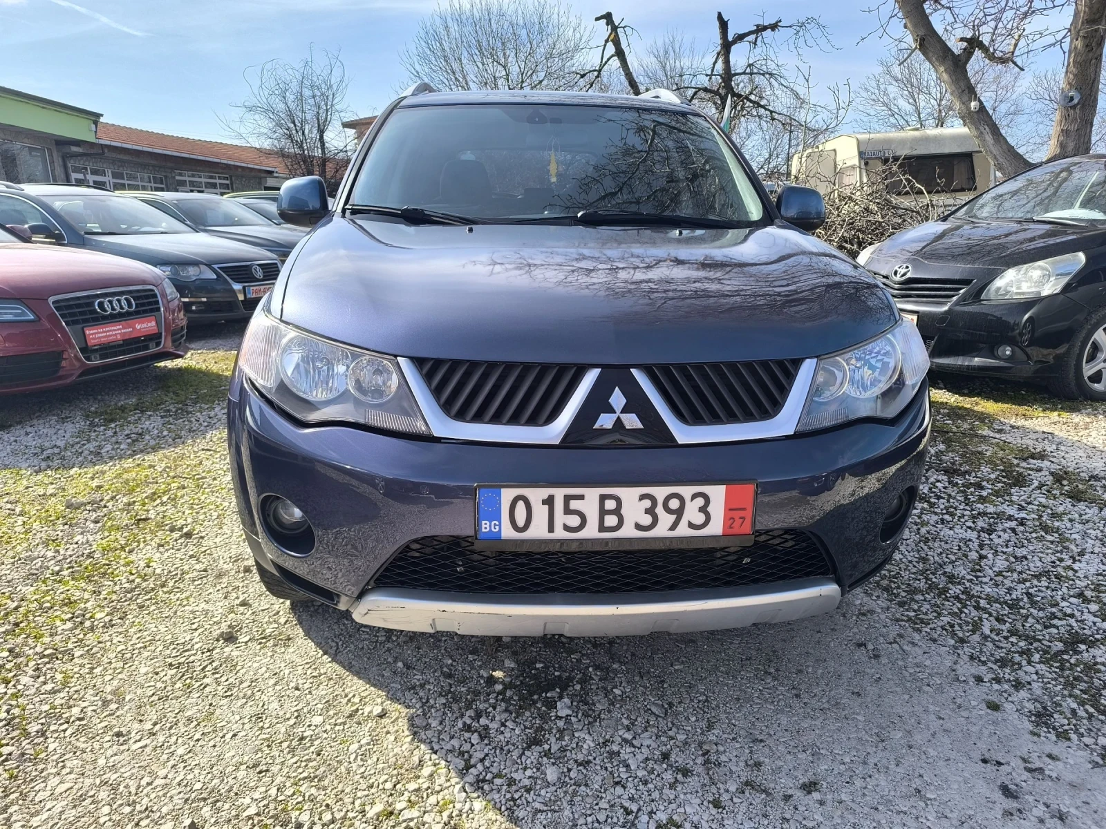 Mitsubishi Outlander 4x4 7 mesta, снимка 2 - Автомобили и джипове - 53798119