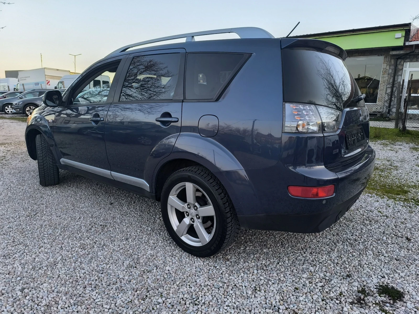 Mitsubishi Outlander 4x4 7 mesta | Mobile.bg � ����������� 4