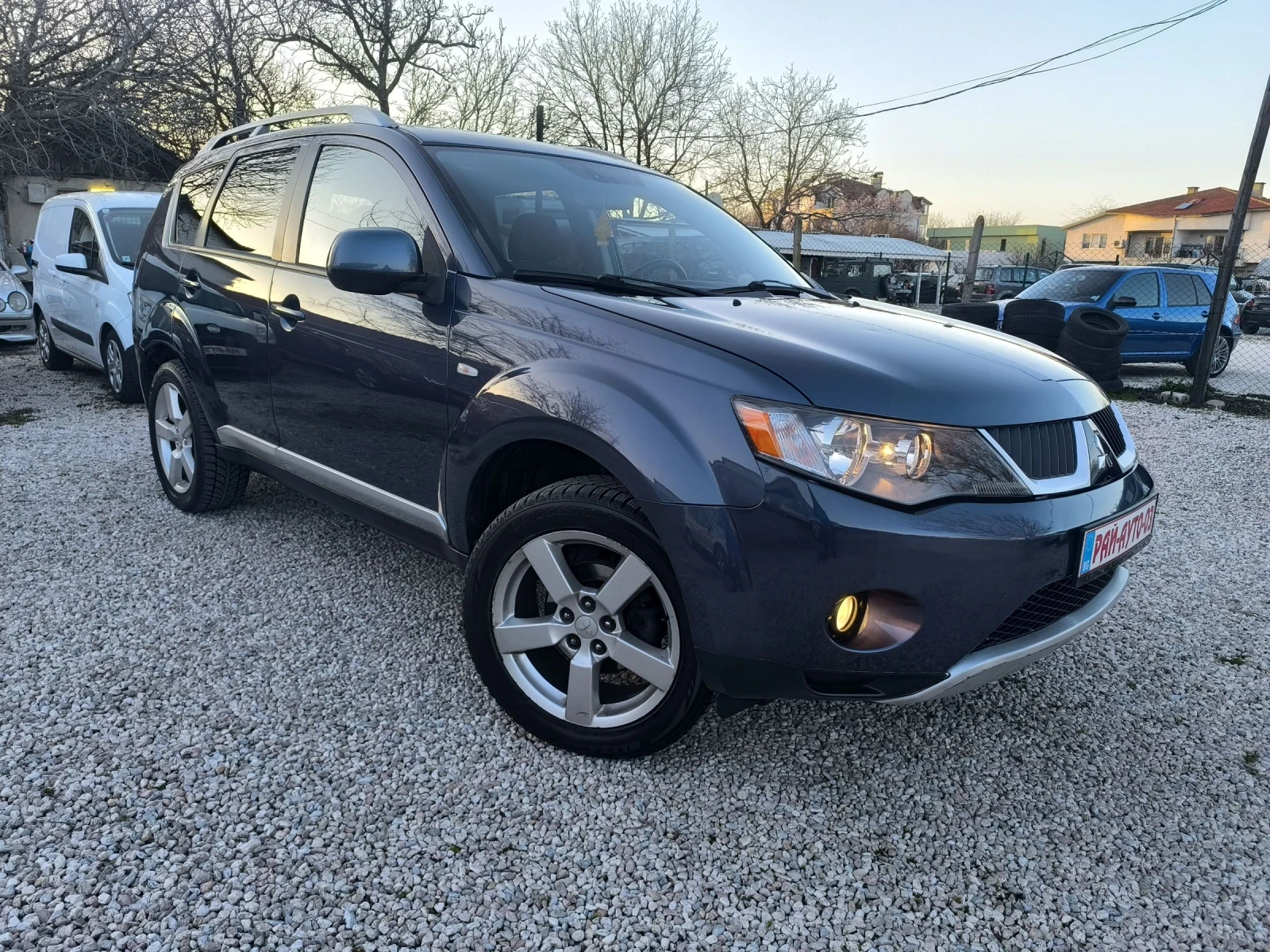 Mitsubishi Outlander 4x4 7 mesta