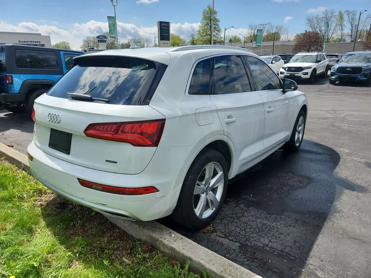 Audi Q5 * PRESTIGE * ПАНО * ОБДУХВАНЕ * 360 * KEYLESS * , снимка 3 - Автомобили и джипове - 54348778