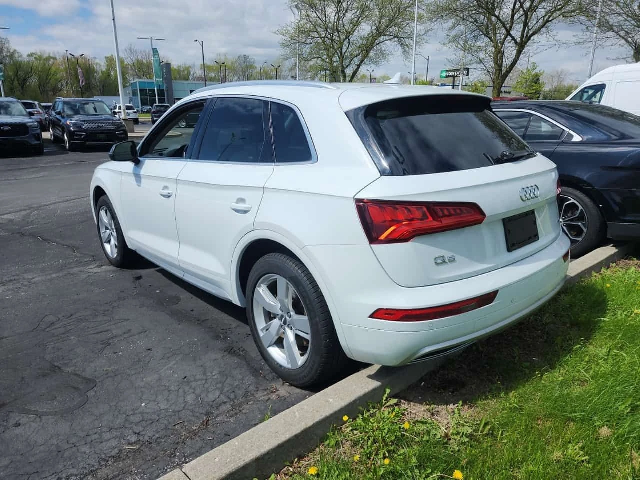 Audi Q5 * PRESTIGE * ПАНО * ОБДУХВАНЕ * 360 * KEYLESS * , снимка 4 - Автомобили и джипове - 54348778