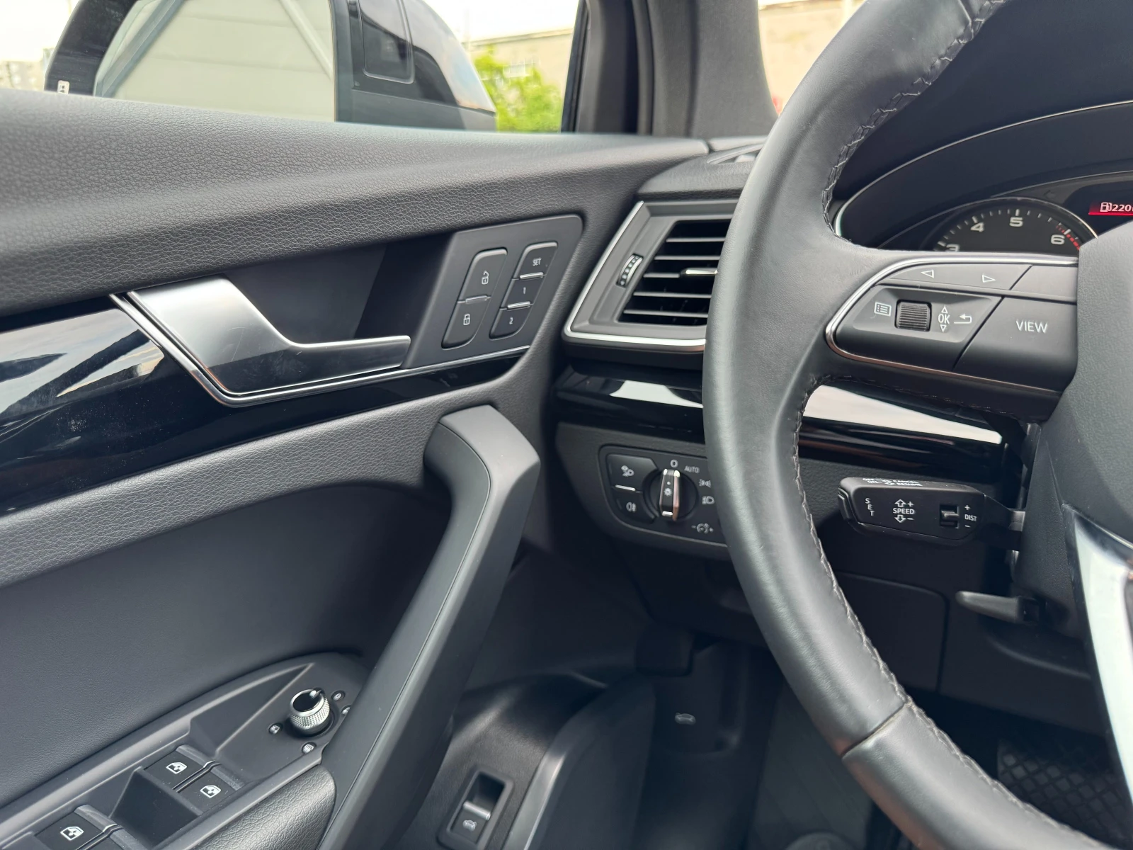Audi Q5, снимка 10 - Автомобили и джипове - 55384125