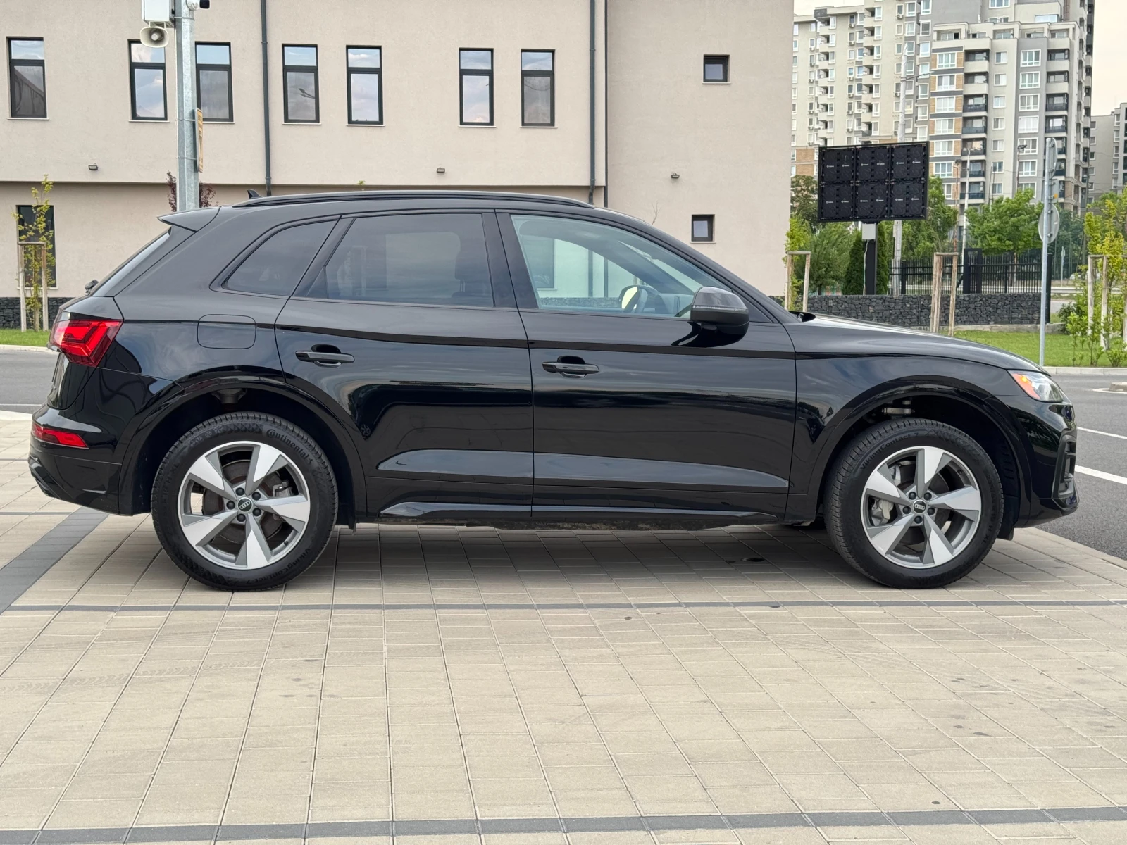 Audi Q5, снимка 6 - Автомобили и джипове - 55384125