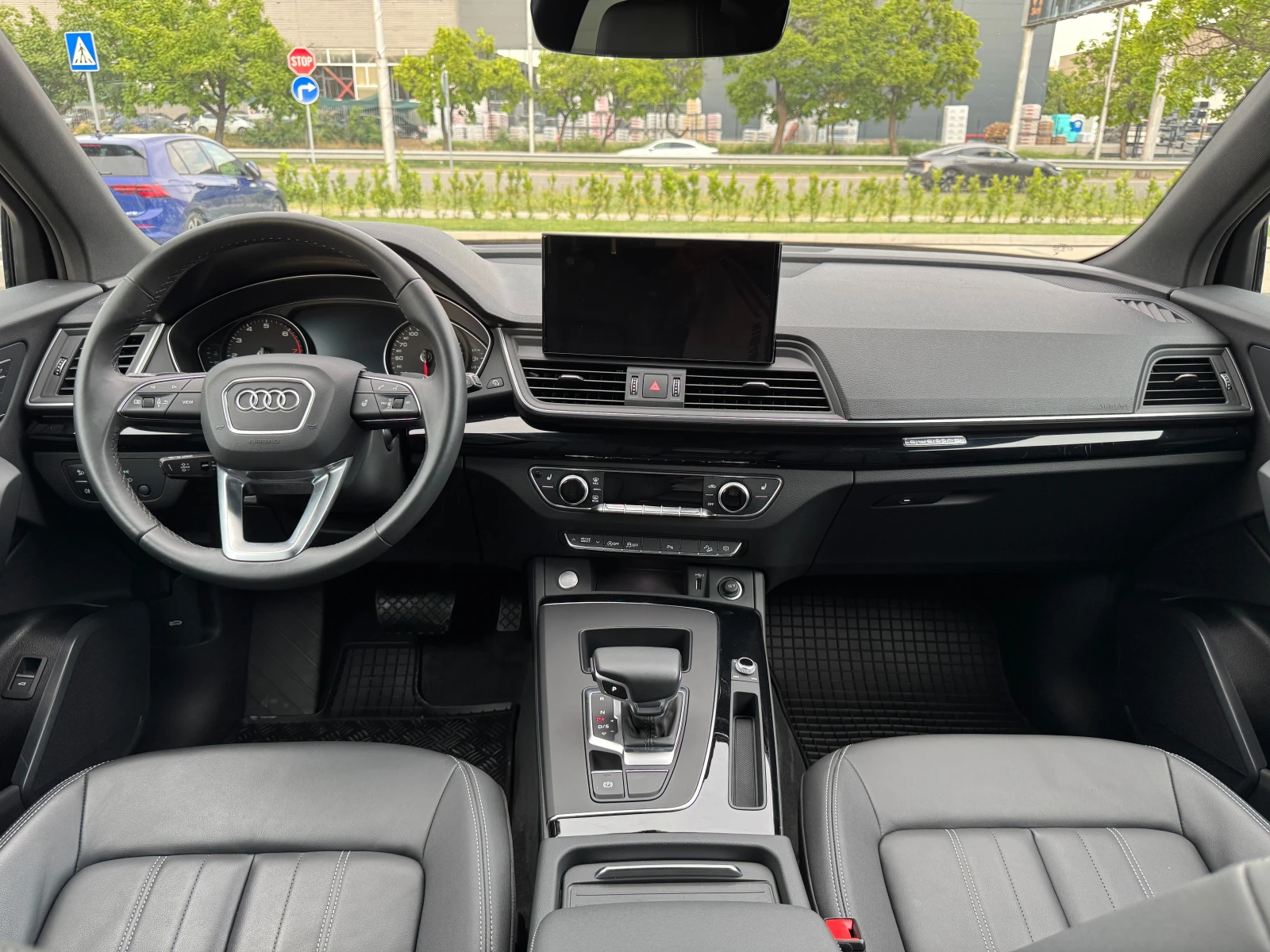Audi Q5, снимка 8 - Автомобили и джипове - 55384125