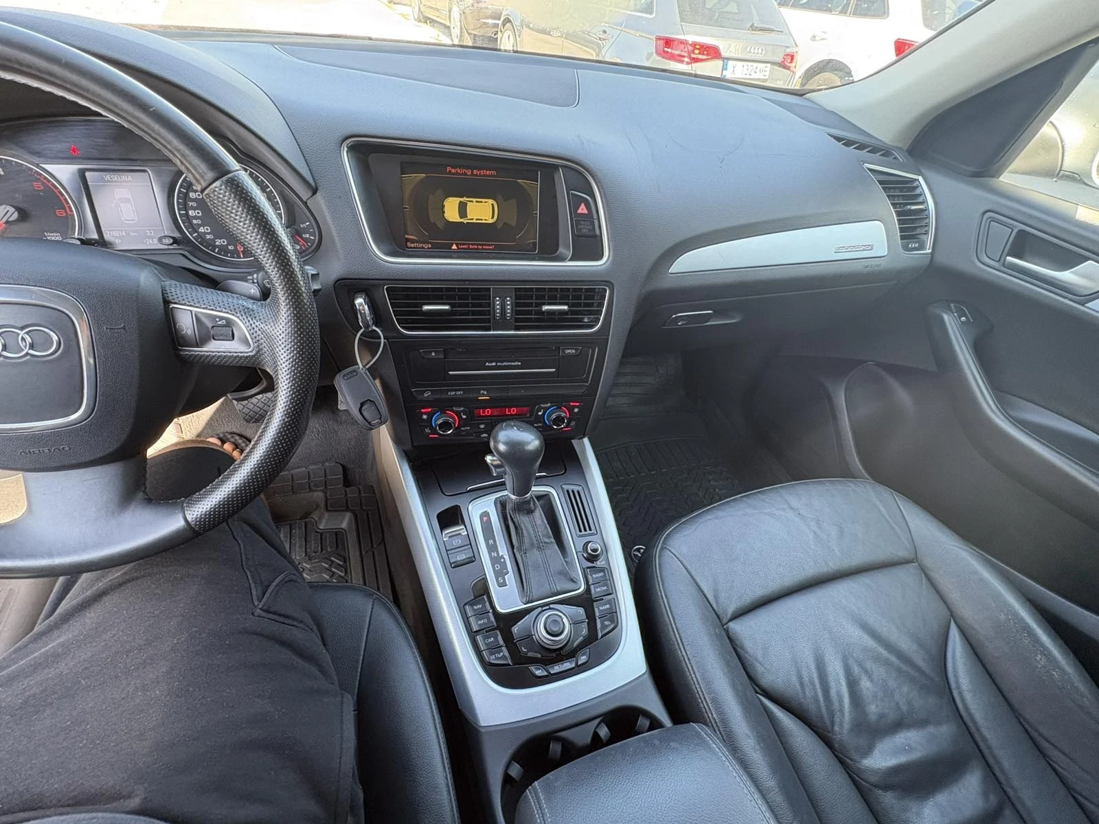 Audi Q5 2.0tdi S-line 4x4, снимка 14 - Автомобили и джипове - 55581898