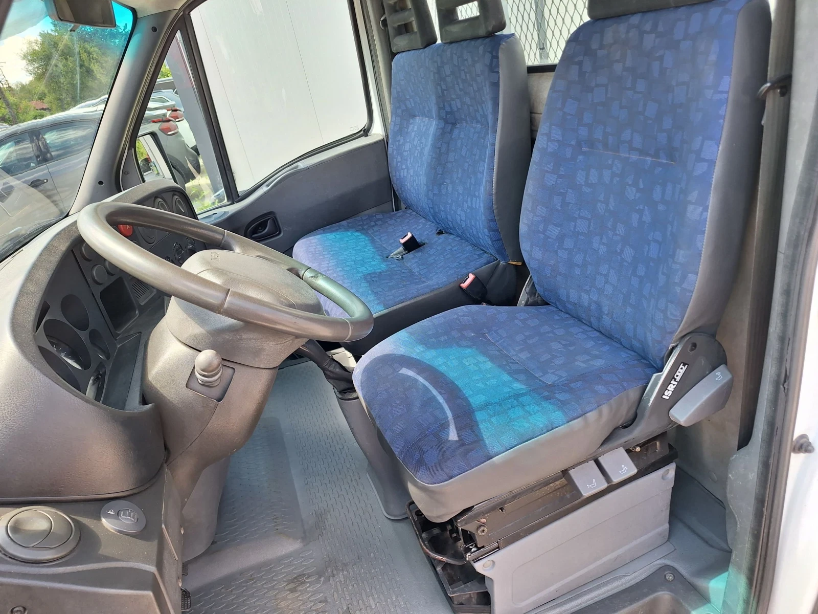 Iveco 3512 Италия  до 3500 кг В категория, снимка 11 - Бусове и автобуси - 54593699