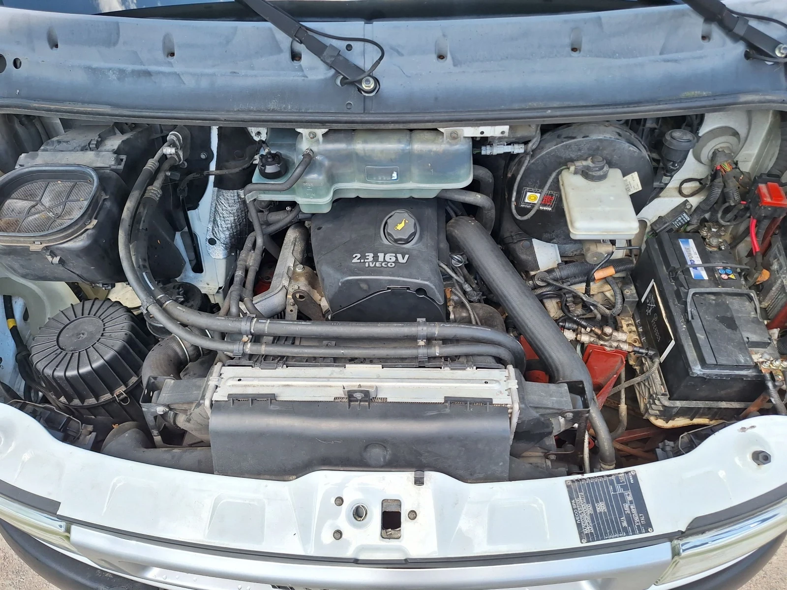 Iveco 3512 Италия  до 3500 кг В категория, снимка 14 - Бусове и автобуси - 54593699