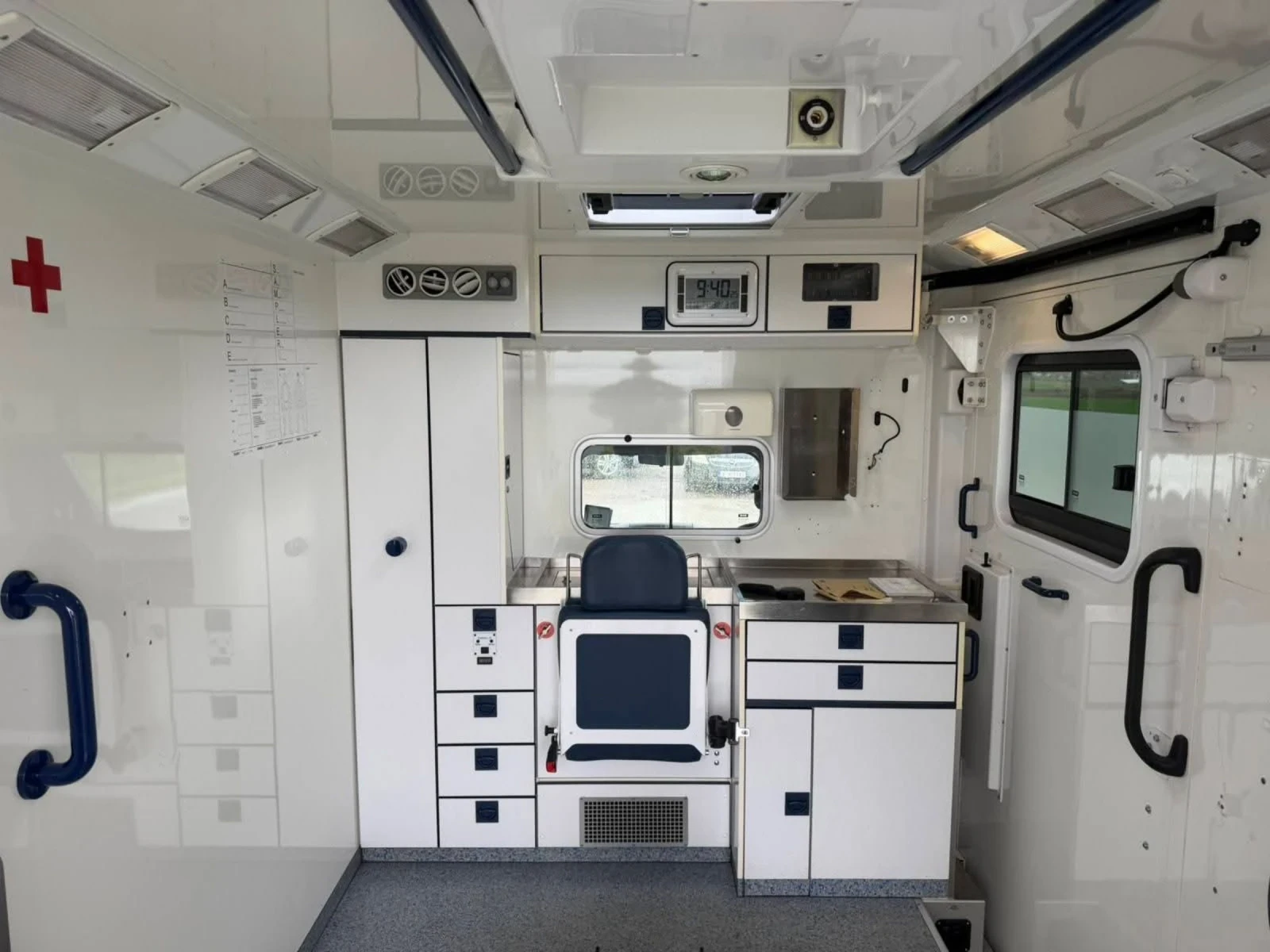 Mercedes-Benz Sprinter 519 Cdi 4x4 190hp 2017, снимка 12 - Бусове и автобуси - 55144162