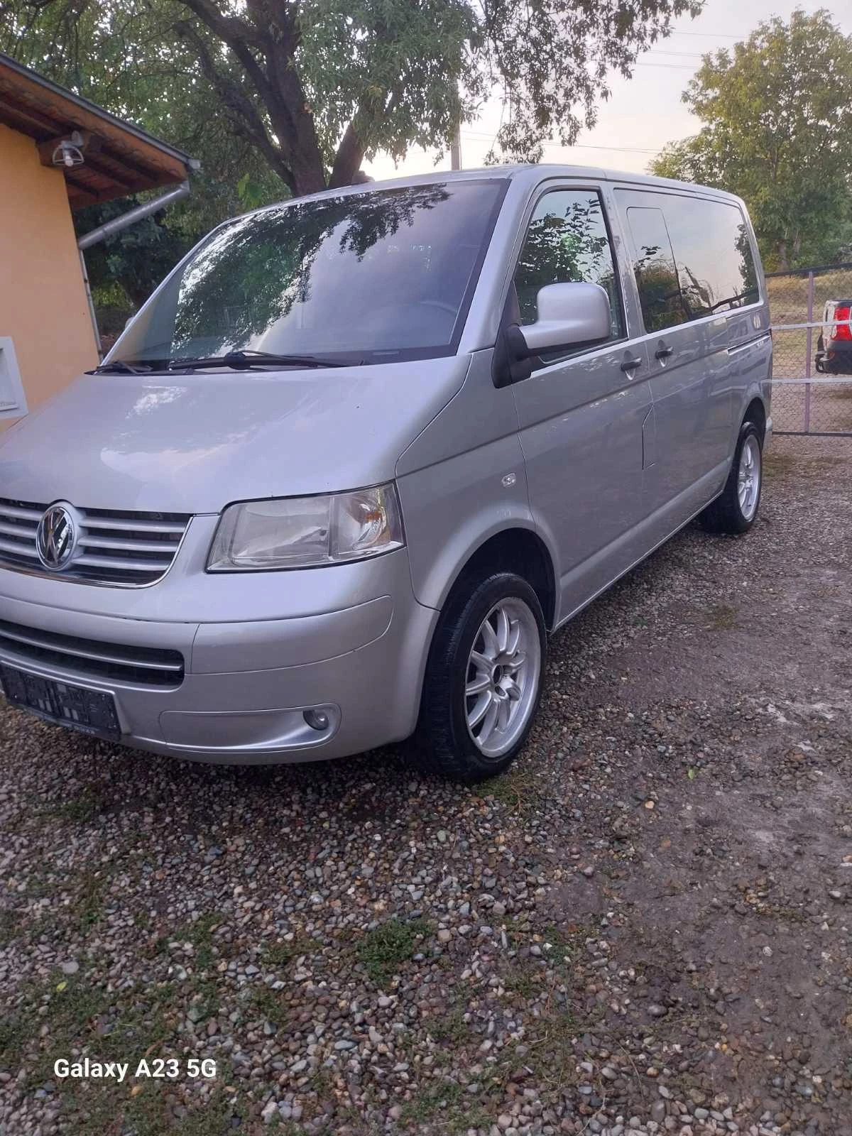 VW T5 2.5, снимка 8 - Бусове и автобуси - 56330027
