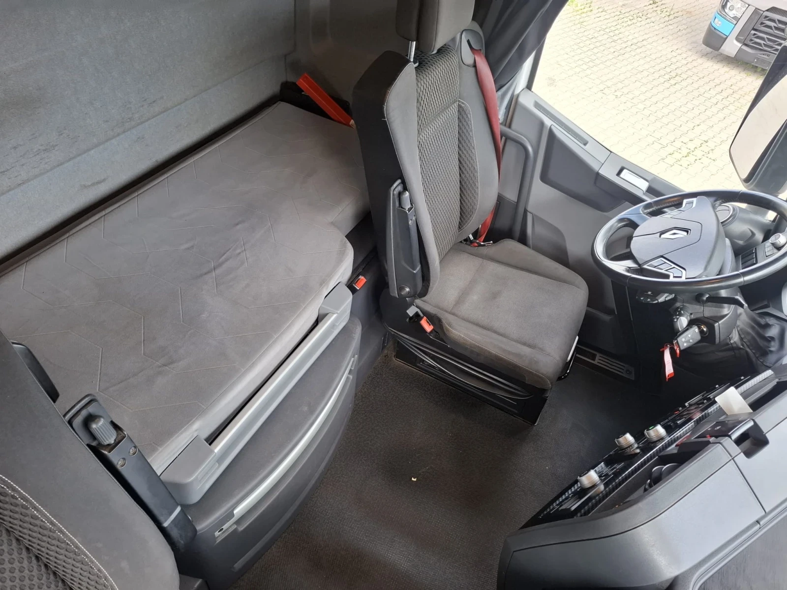 Renault T 520 d | Mobile.bg � ����������� 11