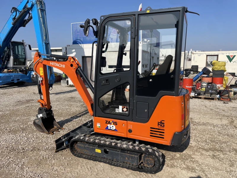 Багер Hitachi ZX 19-6, снимка 5 - Индустриална техника - 49025138