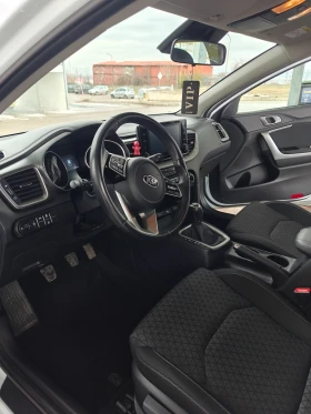 Kia Ceed 1.0 T-GDI, снимка 10