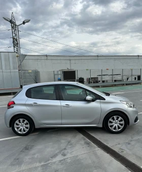 Peugeot 208 Първи собственик сервизна история , снимка 7
