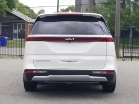 Kia Carnival Automatic, снимка 8