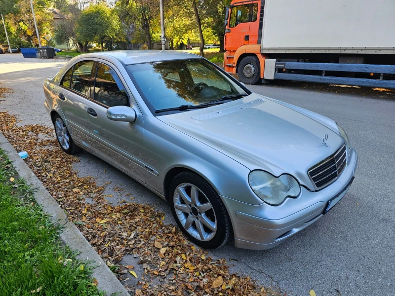 Mercedes-Benz C 220 2.2cdi 143к.c., снимка 1 - Автомобили и джипове - 47611235