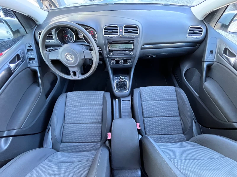 VW Golf 1.6TDI Euro5, снимка 9 - Автомобили и джипове - 47694733