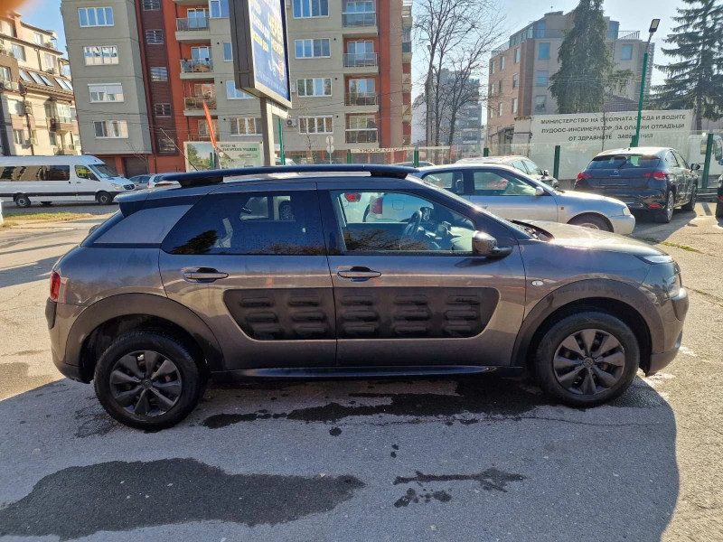 Citroen C4 Cactus 1.6 DISEL, снимка 8 - Автомобили и джипове - 48143500