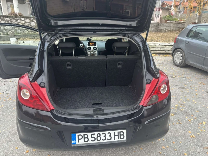 Opel Corsa 1.3, снимка 6 - Автомобили и джипове - 48825622