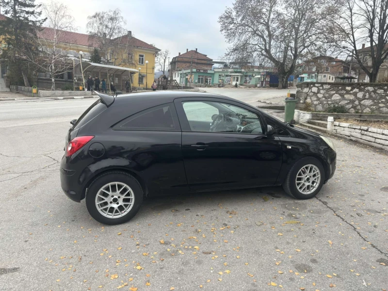 Opel Corsa 1.3, снимка 4 - Автомобили и джипове - 48825622