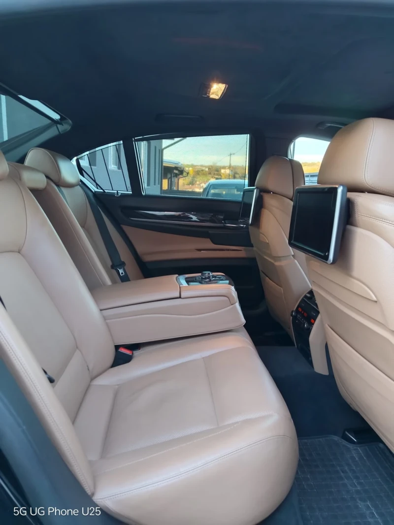 BMW 740 X-DRIVE* IND* M-SPORT* FULL* 3xTV* SHADOW LINE* , снимка 12 - Автомобили и джипове - 52014242
