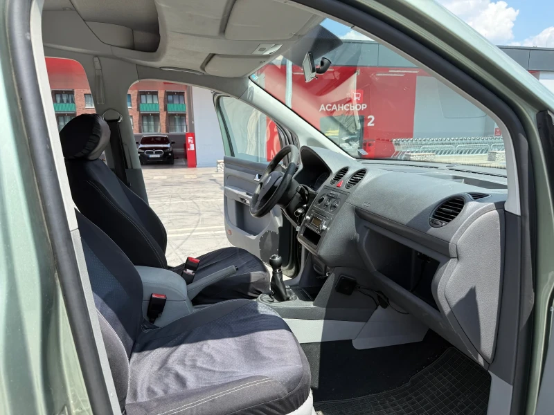 VW Caddy MAXI, снимка 8 - Автомобили и джипове - 52660510
