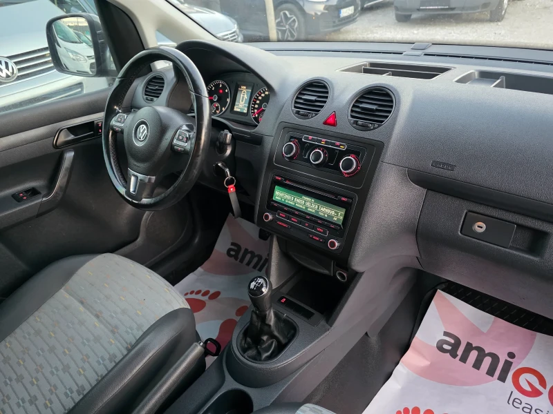 VW Caddy 1.6tdi, снимка 16 - Автомобили и джипове - 51573728