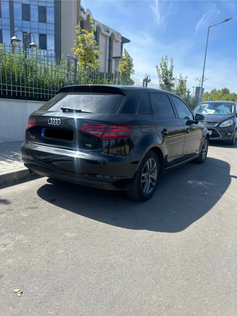 Audi A3 1.6TDI, снимка 4 - Автомобили и джипове - 51608452