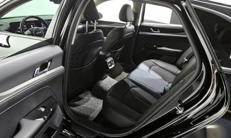 Kia K5 2.0 Noblesse * НАЙ-ДОБРА ЦЕНА В БЪЛГАРИЯ* , снимка 11 - Автомобили и джипове - 52357630