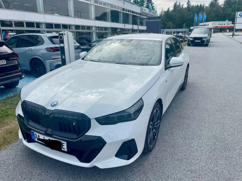 BMW i5 BMW i5 XDrive M Sport Pro Package 