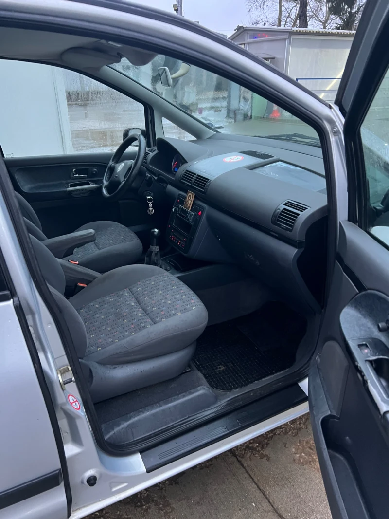VW Sharan, снимка 7 - Автомобили и джипове - 52893562