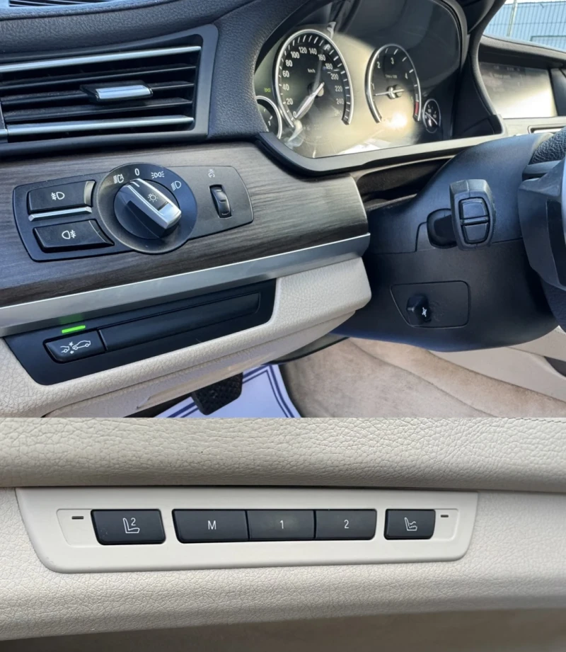 BMW 740 X-Drive, Soft Close, Distronik, Masaj, снимка 16 - Автомобили и джипове - 52938720