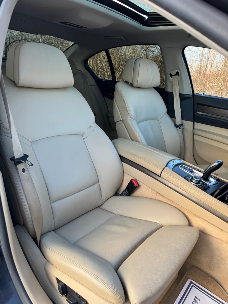 BMW 740 X-Drive, Soft Close, Distronik, Masaj, снимка 11 - Автомобили и джипове - 52938720