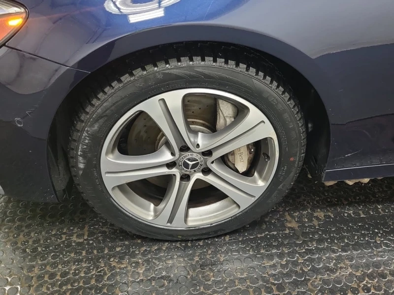 Mercedes-Benz E 400 * CARFAX * ЦЕНА ДО БГ, снимка 14 - Автомобили и джипове - 53236777