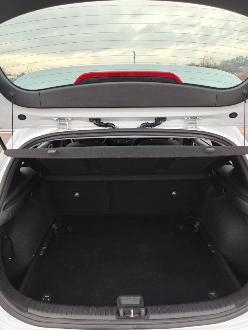 Kia Ceed 1.0 T-GDI, снимка 6 - Автомобили и джипове - 53359886