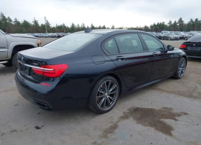 BMW 750 Alpina B7* Xdrive* хедъп* масаж* harman* Gesture, снимка 3 - Автомобили и джипове - 48479646