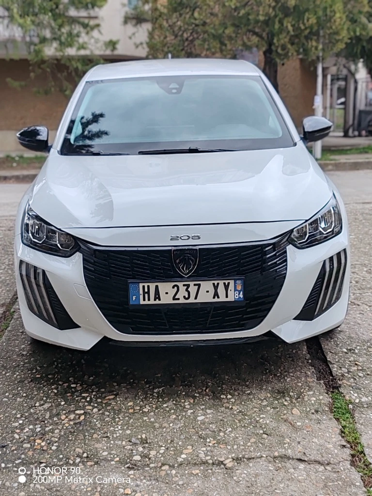 Peugeot 208 1, 2i Evro 6, снимка 3 - Автомобили и джипове - 54033002