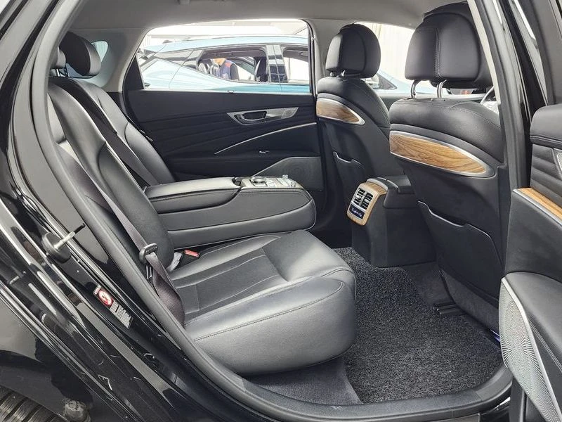 Kia K9 3.8 Automatic, снимка 16 - Автомобили и джипове - 55586979