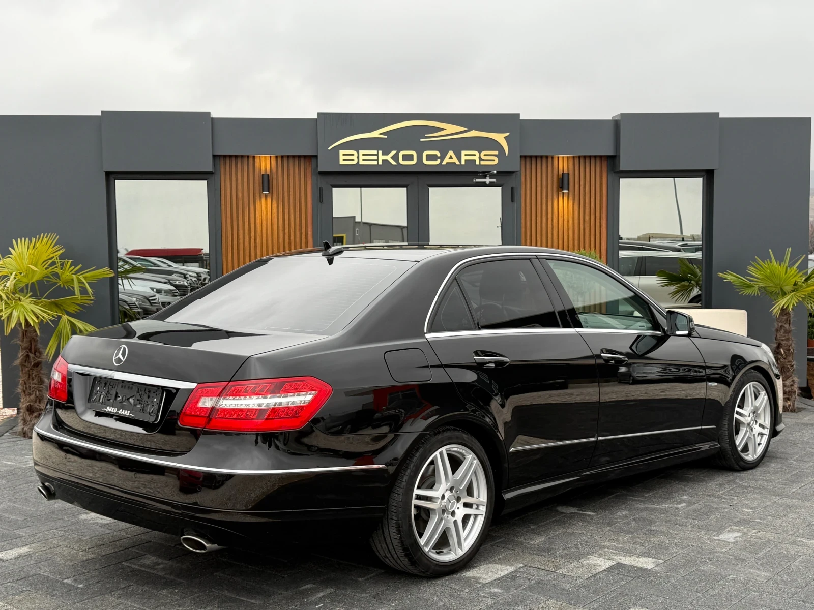 Mercedes-Benz E 350 Нов внос от Белгия//350-265коня/4-matic - изображение 3