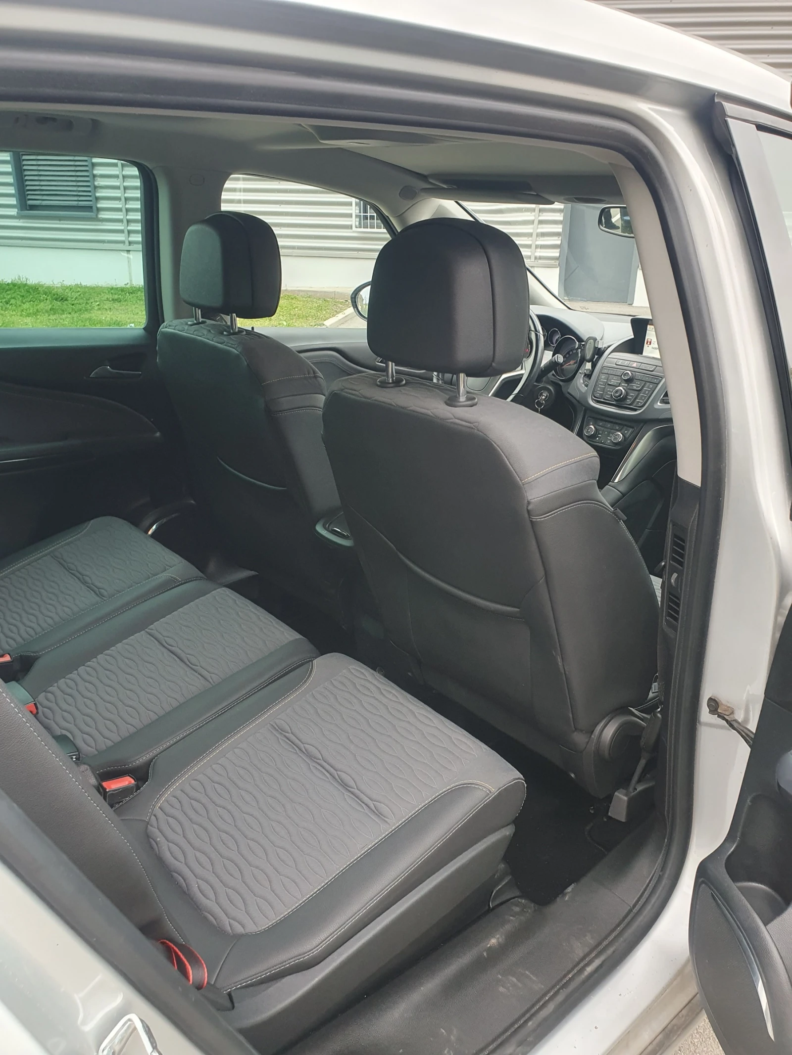 Opel Zafira 1.4 Перфектен, ГАЗ , Панорама , Фул екстри - изображение 7