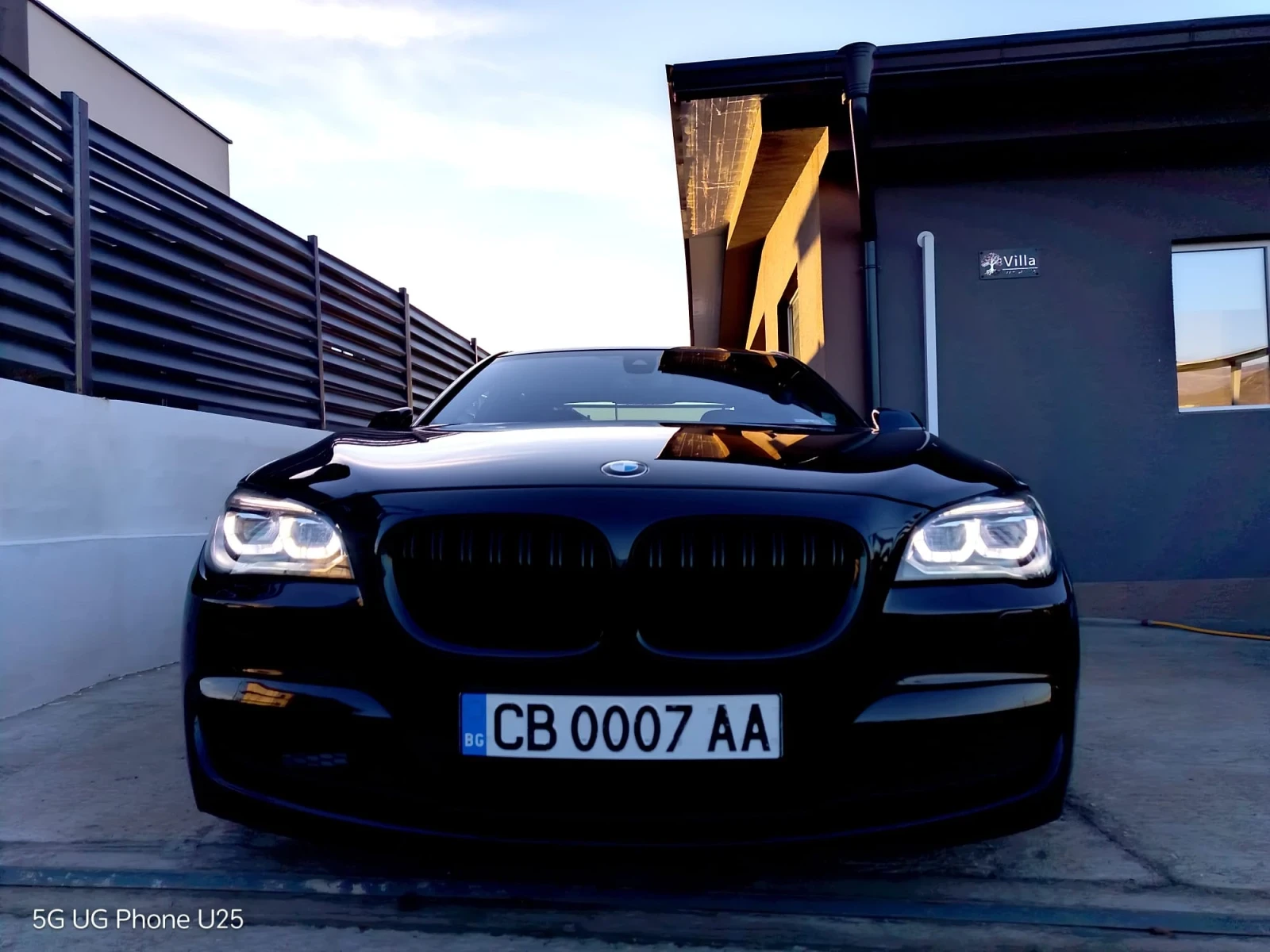 BMW 740 X-DRIVE* IND* M-SPORT* FULL* 3xTV* SHADOW LINE*  - изображение 2