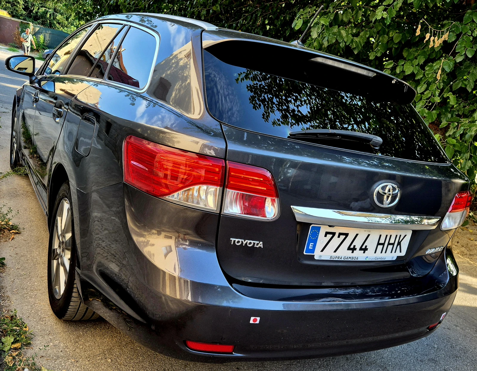 Toyota Avensis 2.0d4d-EXCLUSIVE-FACE-верига-нави-6скорости-japan - изображение 10