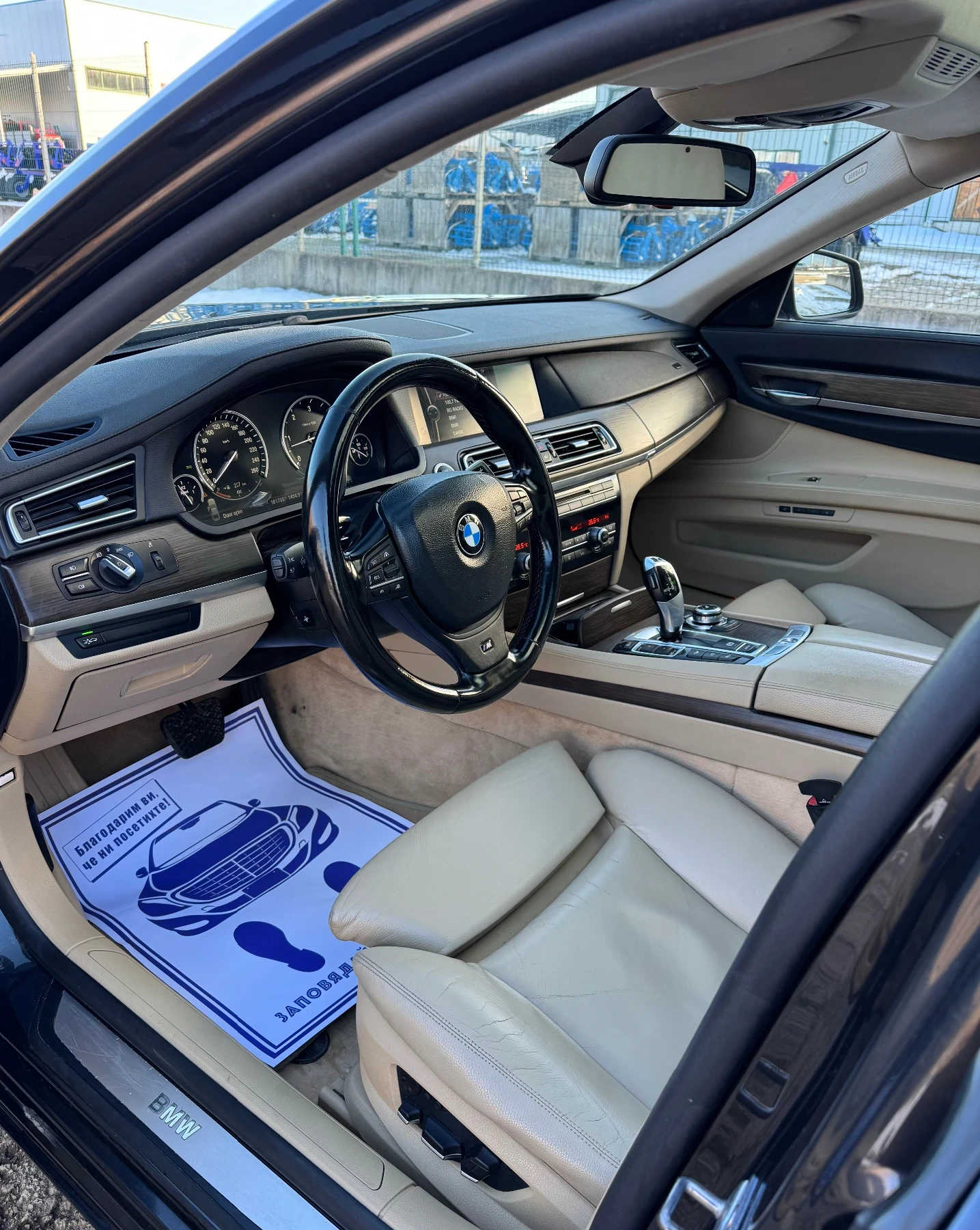 BMW 740 X-Drive, Soft Close, Distronik, Masaj - изображение 8