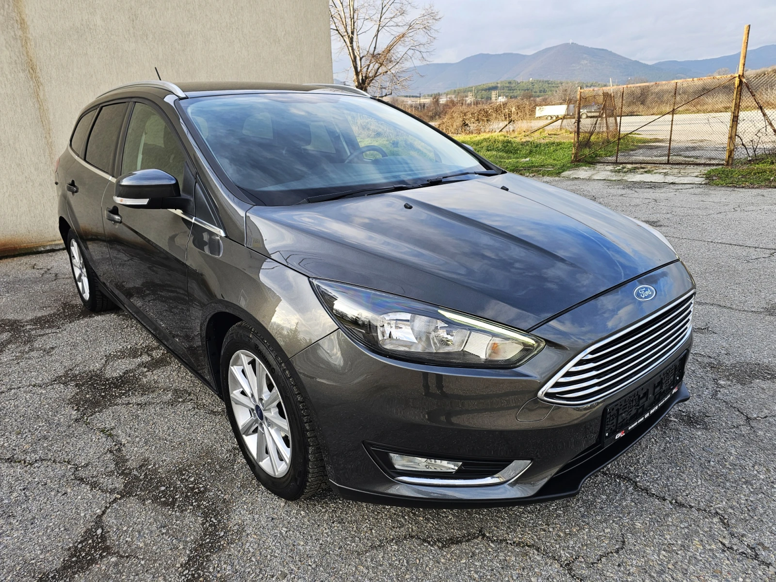 Ford Focus 1.5 TDCI TITANIUM - изображение 3