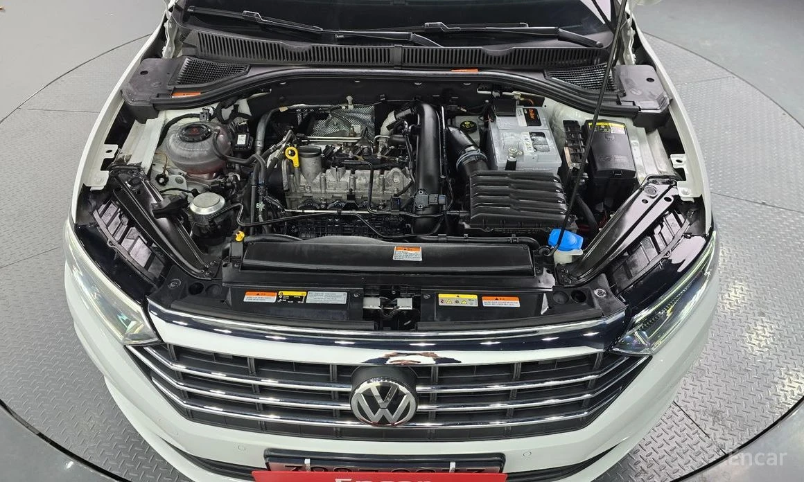 VW Jetta  - изображение 6