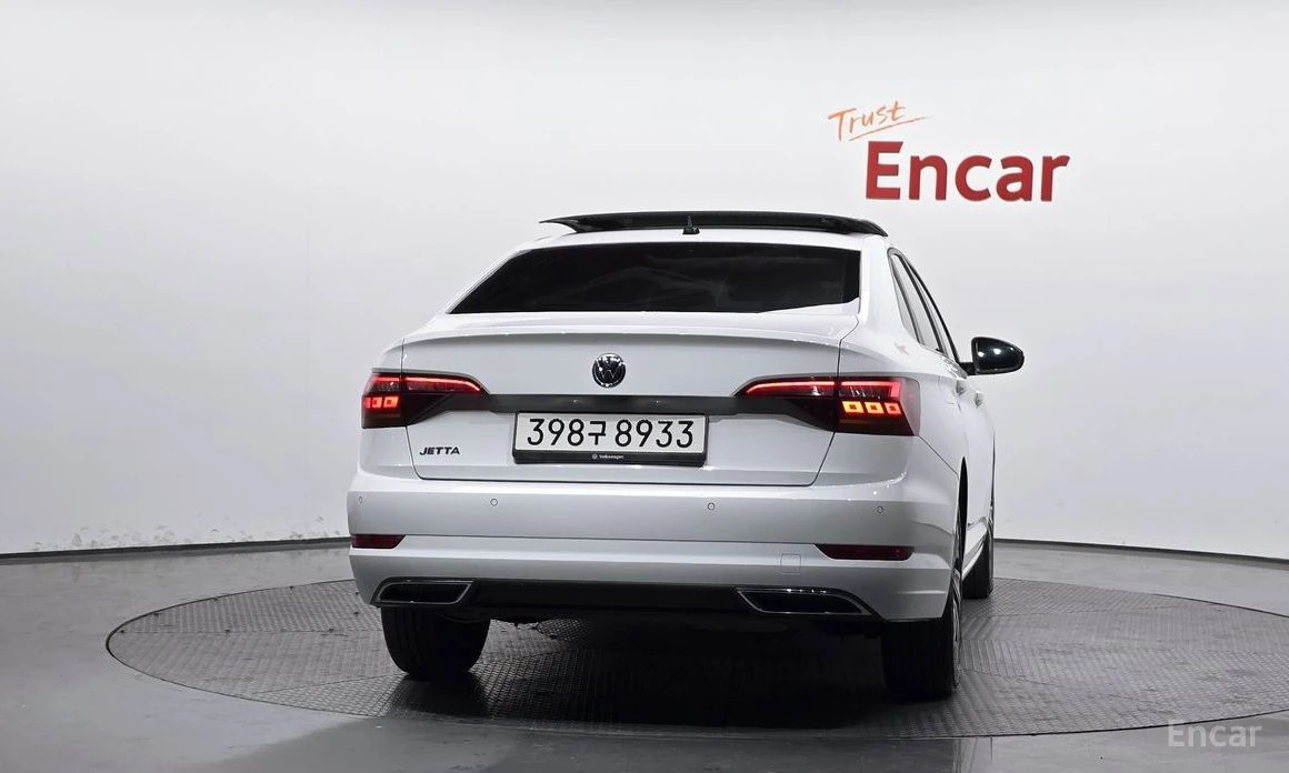 VW Jetta  - изображение 4