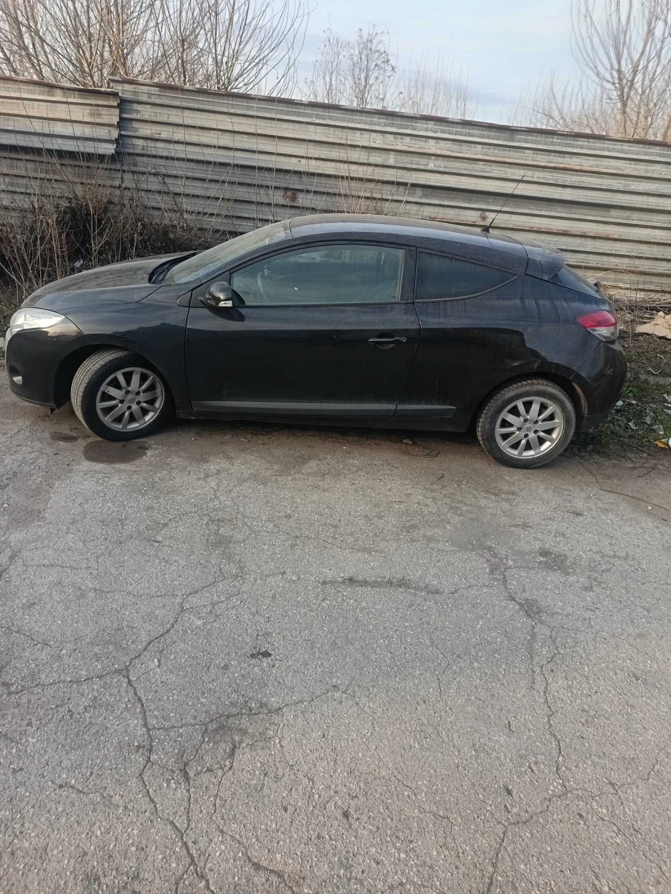 Renault Megane Coupe 1.5dci 90ps, снимка 2 - Автомобили и джипове - 53984956