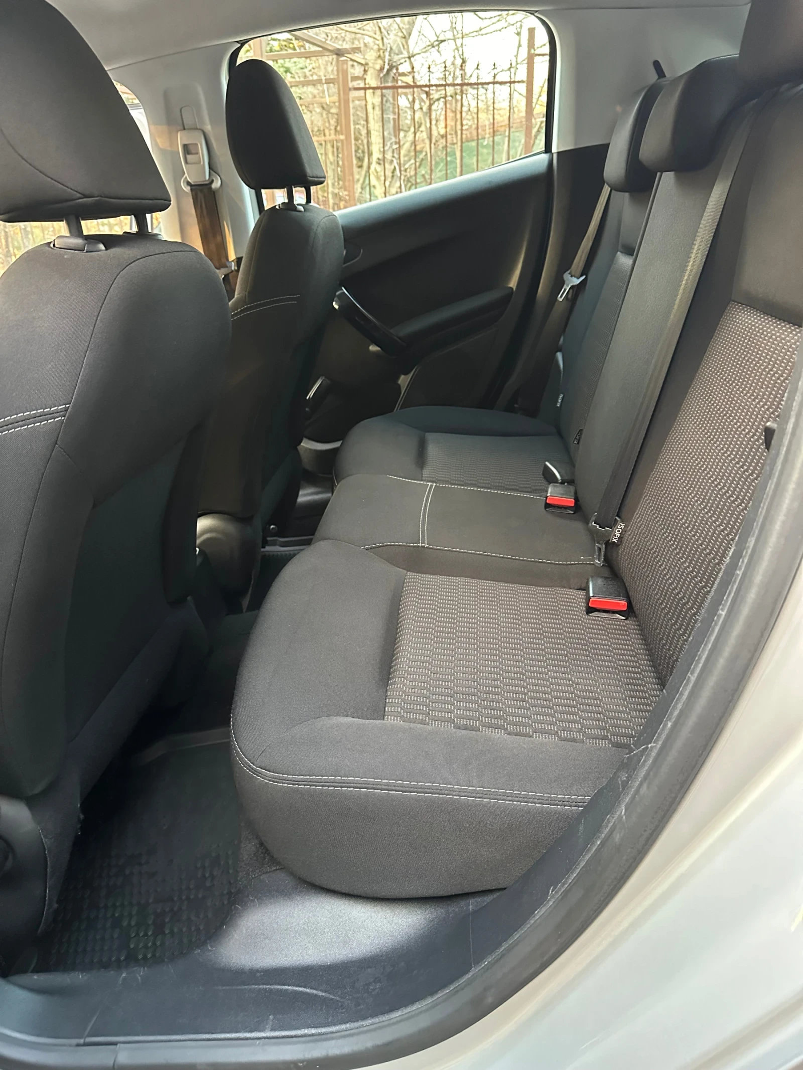 Peugeot 208 Първи собственик сервизна история , снимка 9 - Автомобили и джипове - 54221838