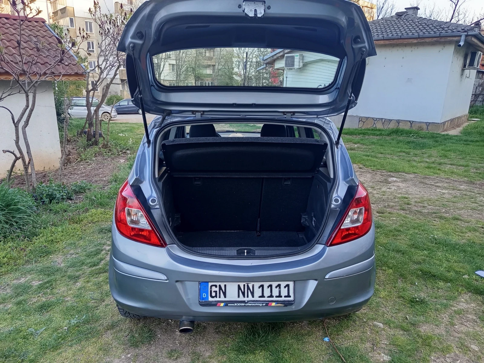 Opel Corsa 1.2i, снимка 14 - Автомобили и джипове - 54230196