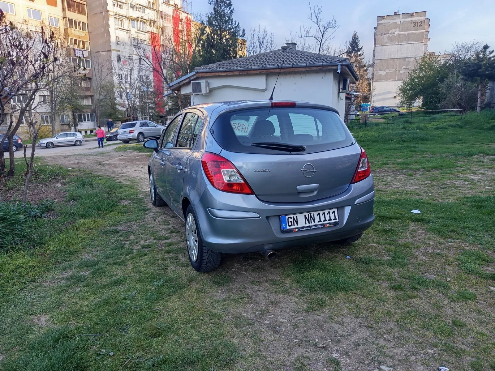 Opel Corsa 1.2i, снимка 4 - Автомобили и джипове - 54230196